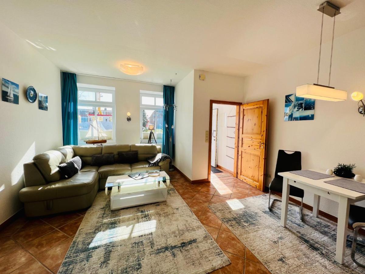 Ferienwohnung Föhr mit Hafenblick